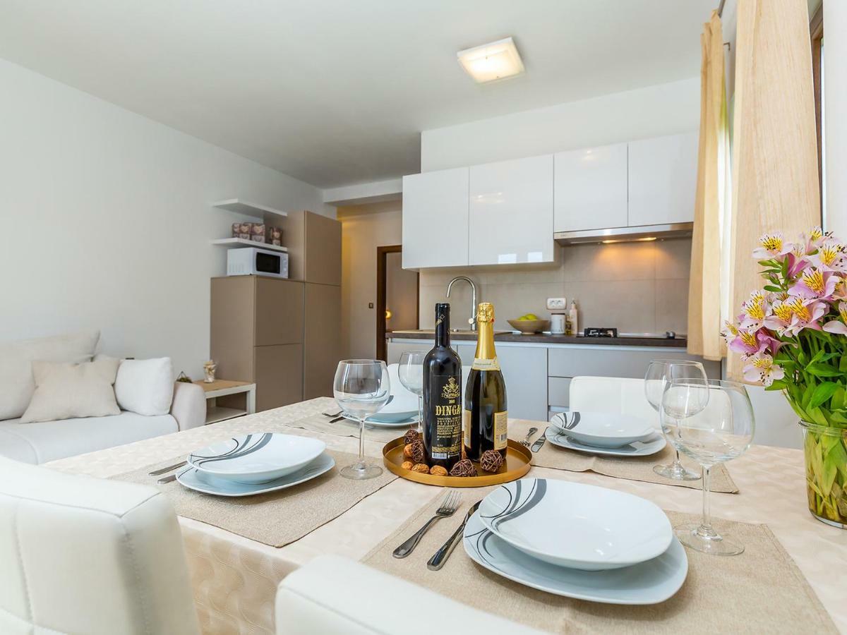 Apartments Gioia بوريتش المظهر الخارجي الصورة