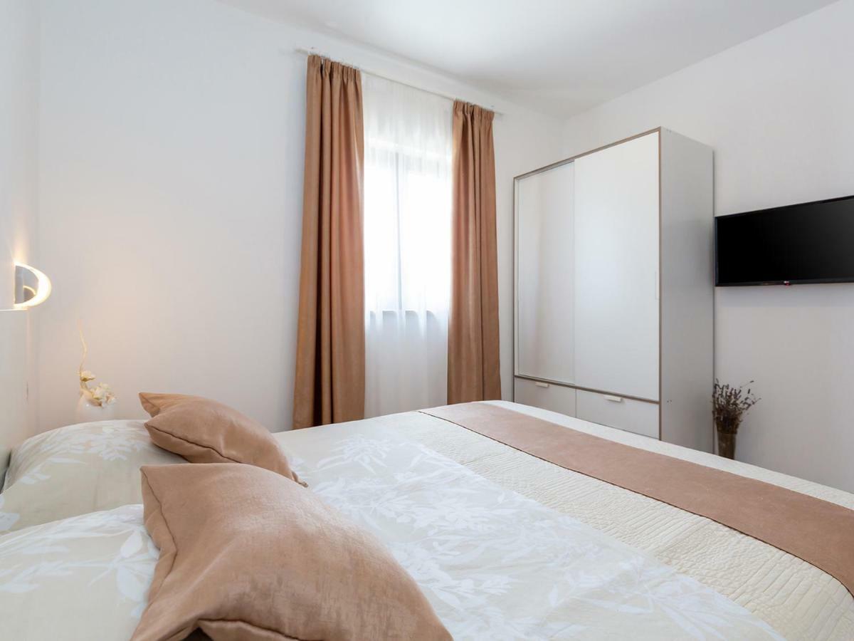 Apartments Gioia بوريتش المظهر الخارجي الصورة