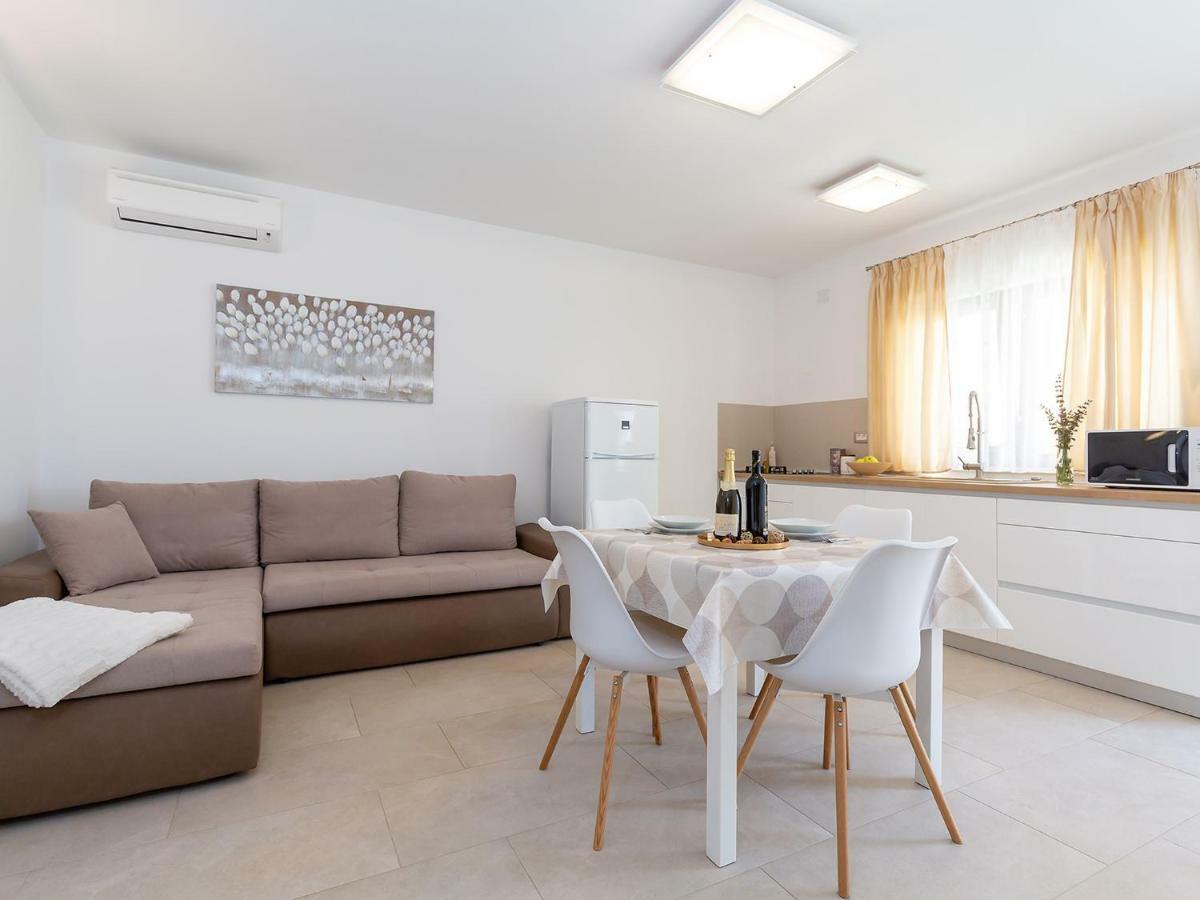 Apartments Gioia بوريتش المظهر الخارجي الصورة