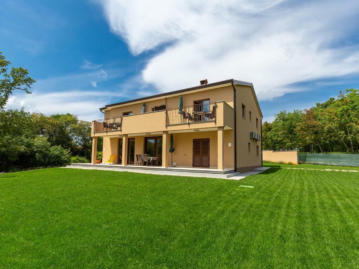 Apartments Gioia بوريتش المظهر الخارجي الصورة